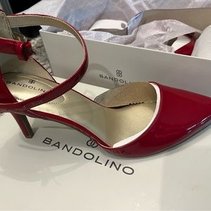 Blandolino Ginata Red Heels. NWT